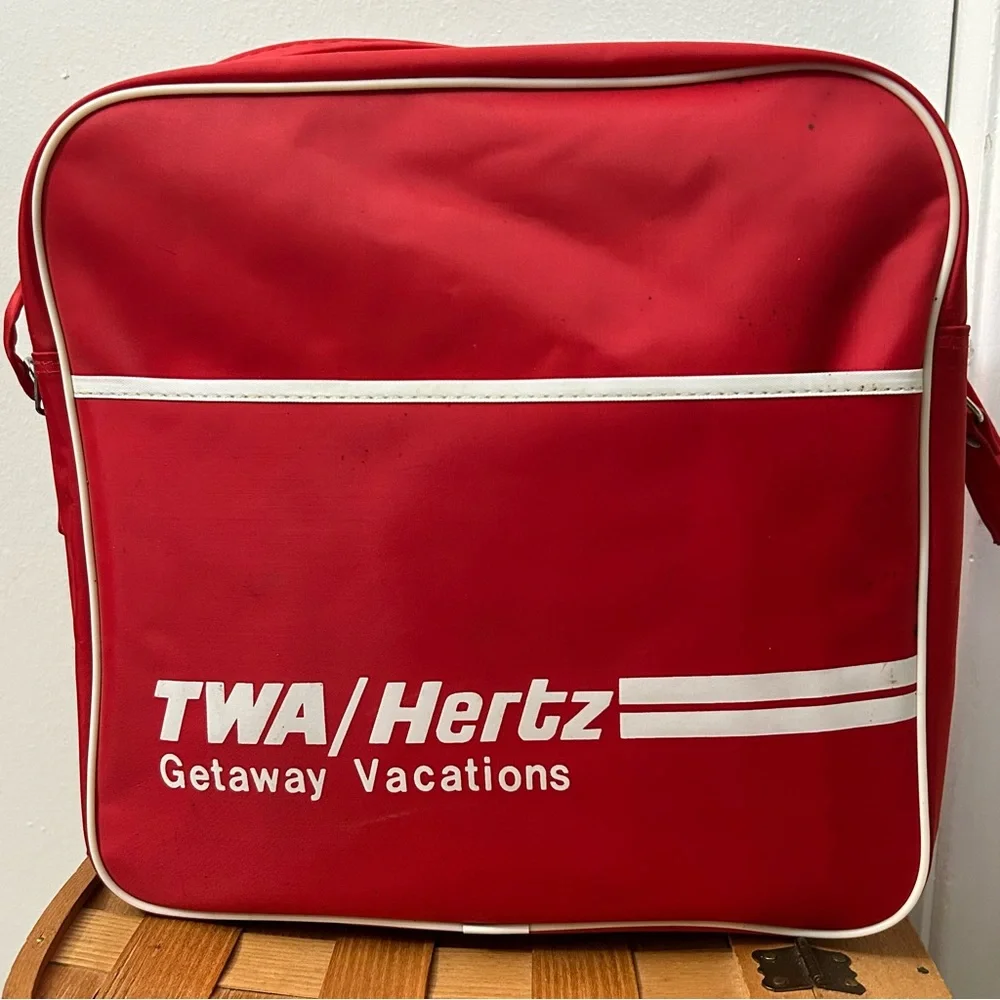 Vintage/Retro TWA/ Hertz Getaway Vacation Bag